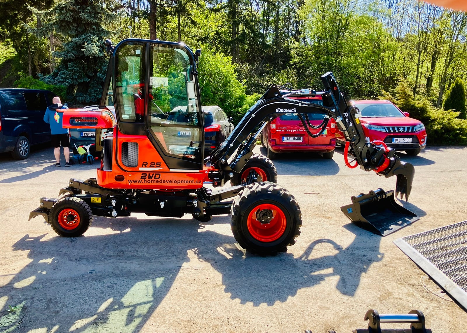 Euromach R25 2WD – Lesy hl. m. Prahy