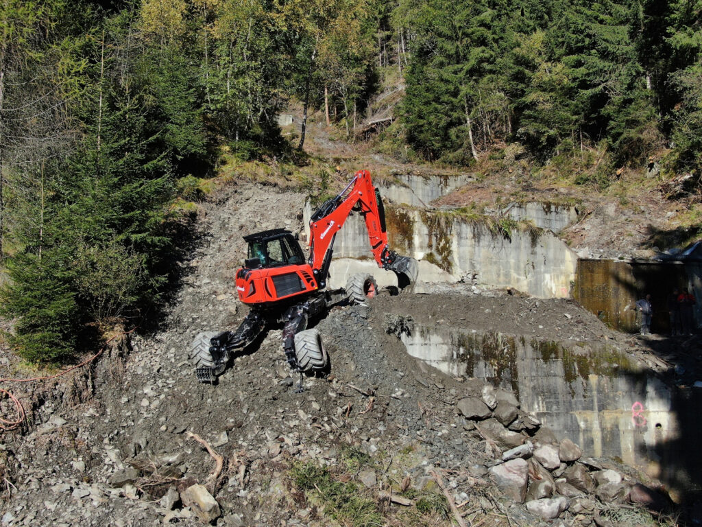 Euromach R1055 Forester — fotografie 5 z 12