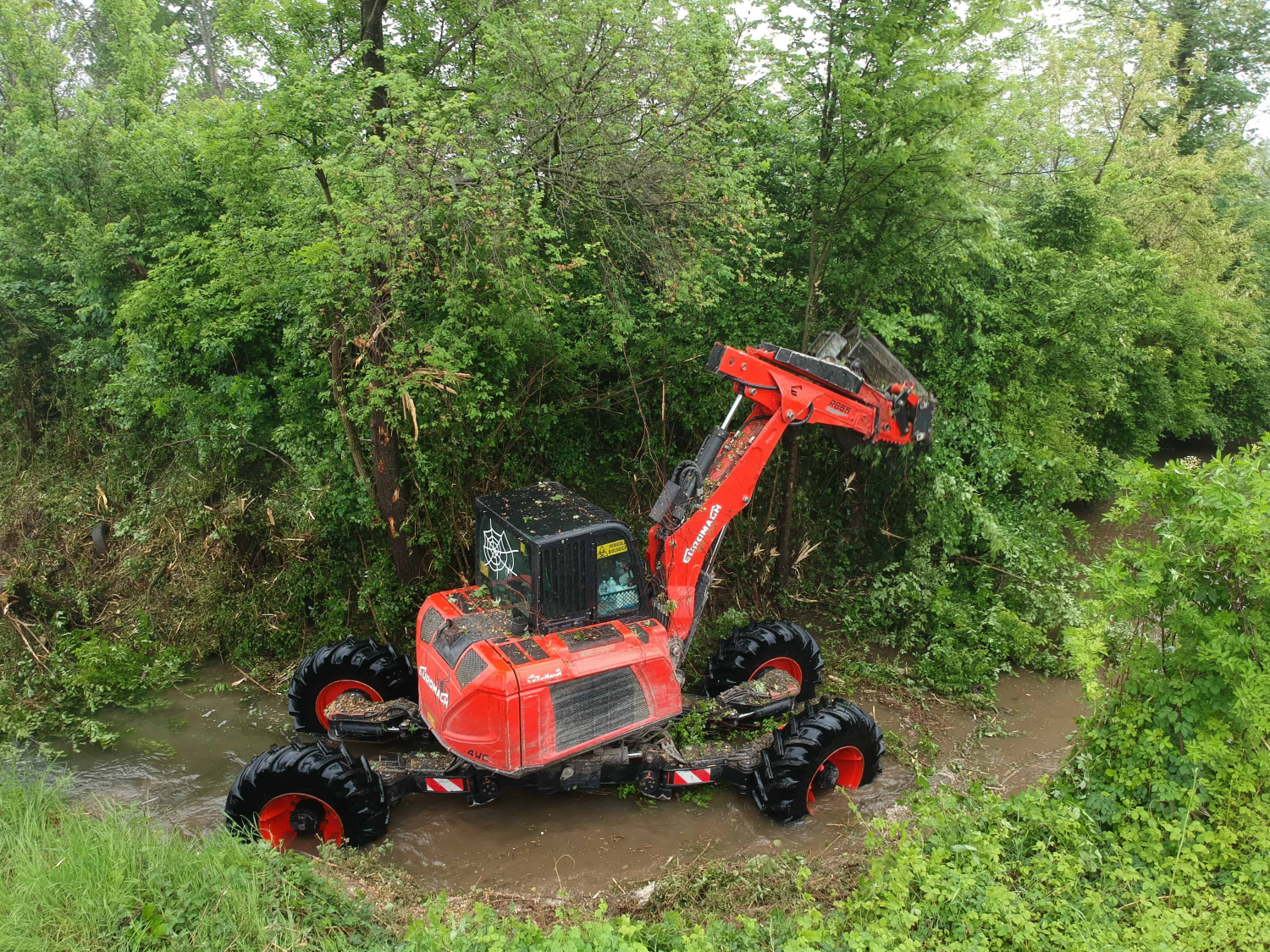 R855 Big Foot - Forester — fotografie 2 z 3