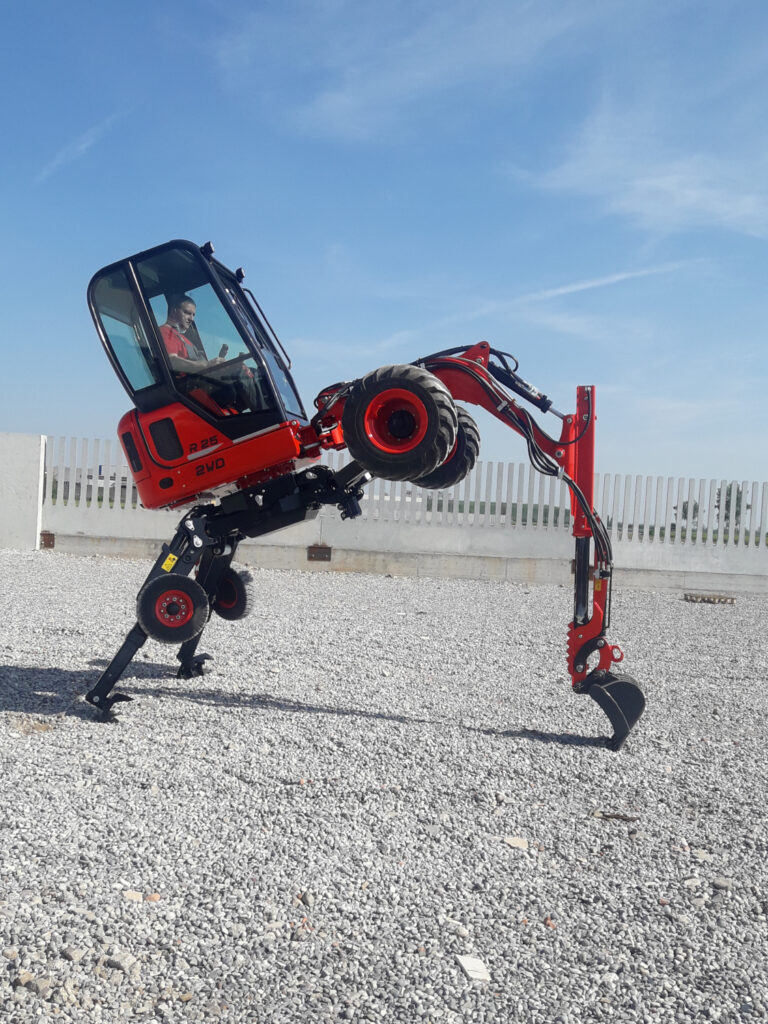 Euromach R25 — fotografie 2 z 3