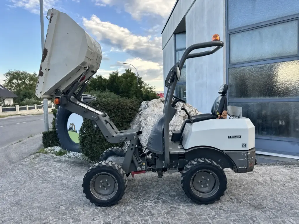 Ausa D 100 AHA — fotografie 3 z 7