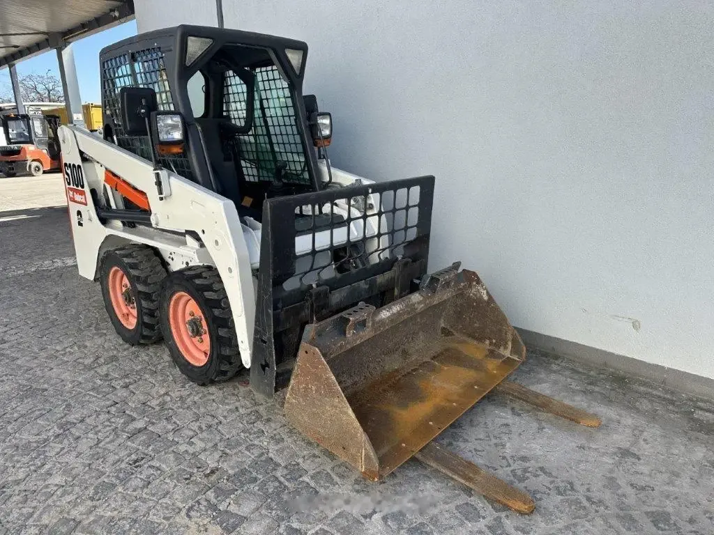 Bobcat S 100