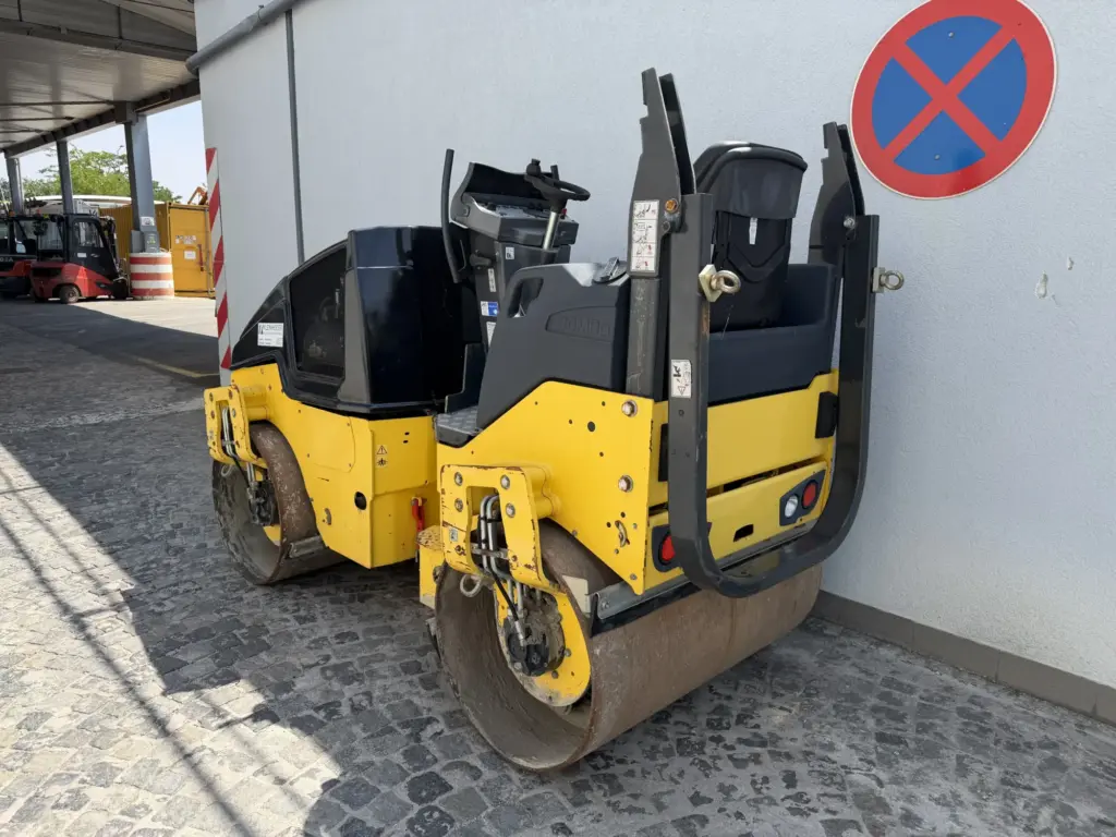 Bomag BW 120 AD-5 — fotografie 6 z 9