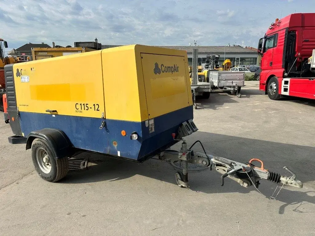 CompAir C 115-12 NAWT — fotografie 3 z 8