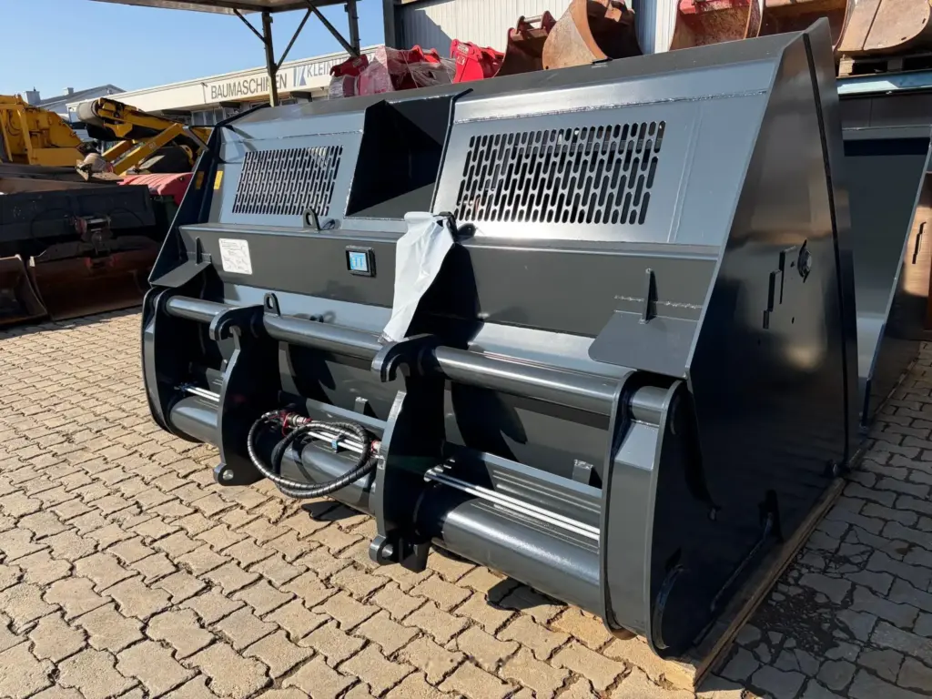 Flötzinger vysokovýsypná lopata HS-Z2 6 m³