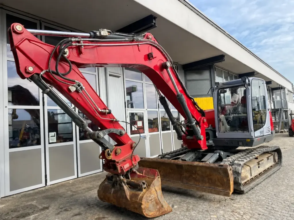 Neuson ET 145 Powertilt