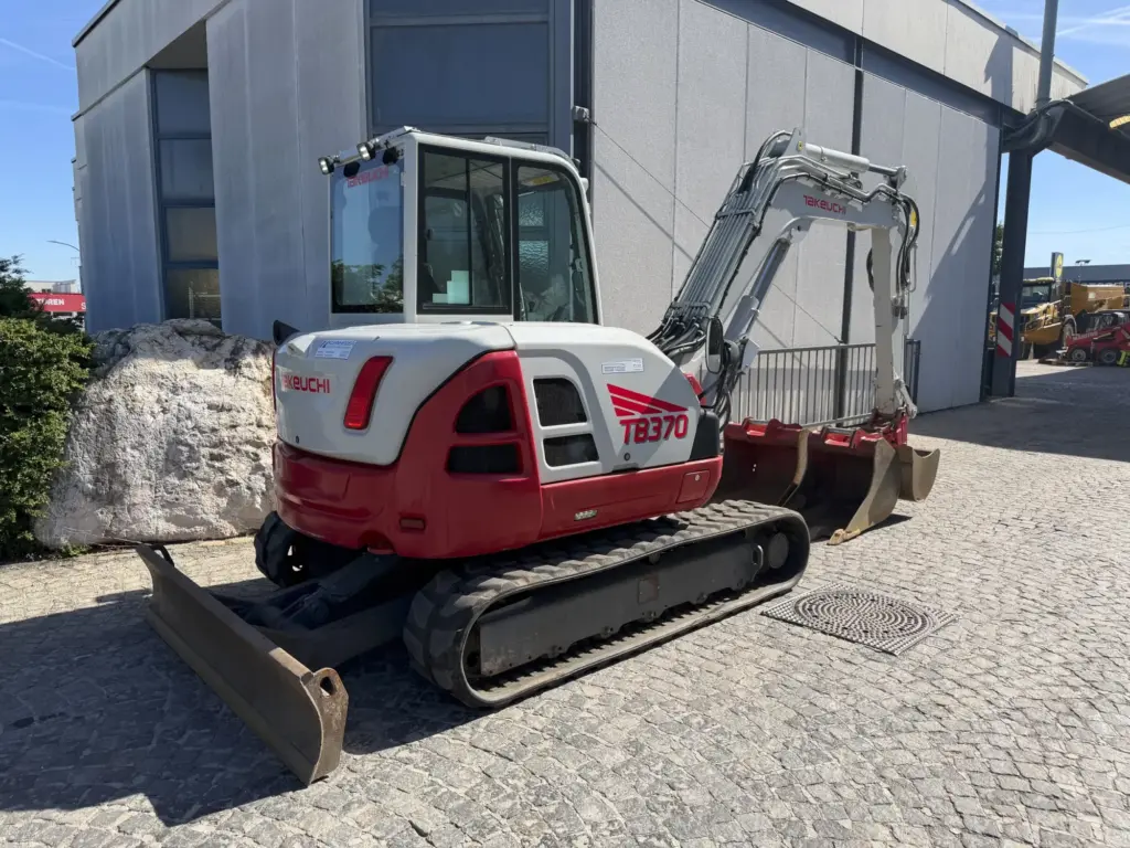 Takeuchi TB 370 PT — fotografie 6 z 9