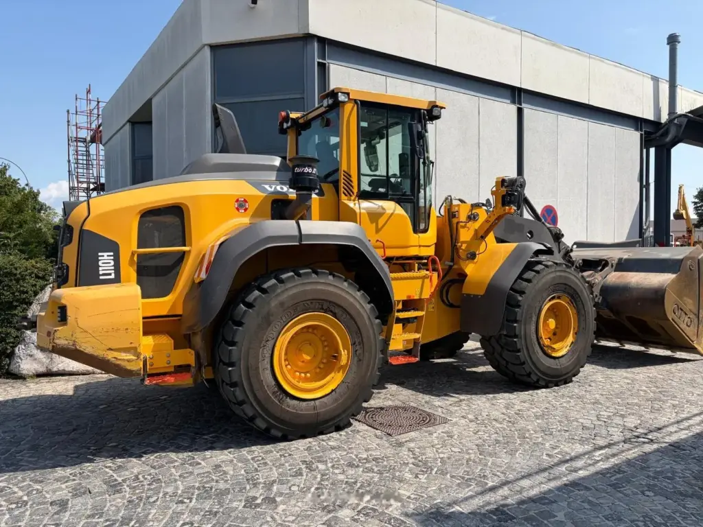 Volvo L 110 H + SW + Waage — fotografie 4 z 7